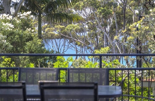 Narrawallee House | Mollymook Retreat in Narrawallee