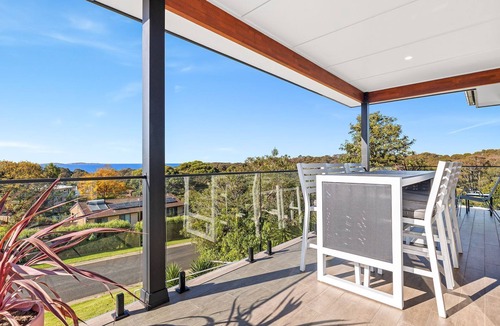 Narooma House | Montague Sunrise - 2 Riley Street, Narooma