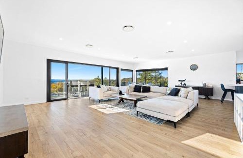 Narooma House | Montague Sunrise 2 Riley Street Narooma