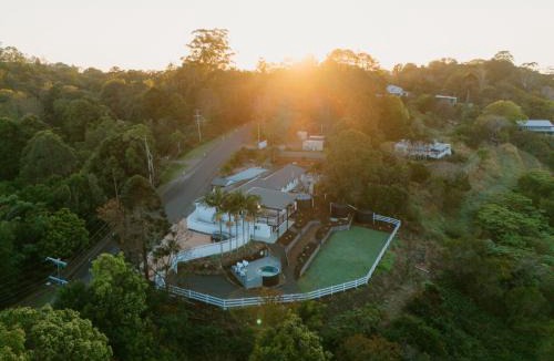 Montville House | Monty's House