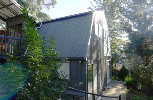 Diamond Creek House | Moon House