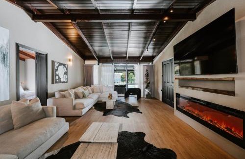 Central Mudgee House | Moonlight at Mudgee - Chic Soirées & Private Cinema