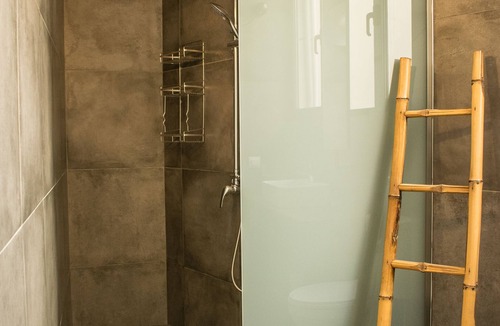 Mytilene House | Moonstone house B. Ermou 167 apartment