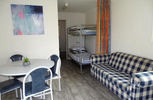 Moonta Bay House | Moonta Bay Cabins - Cabin 8