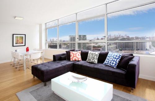 Zetland Apartment | Moore to See - Modern and Spacious 3BR Zetland Apartment with Views over Moore Park