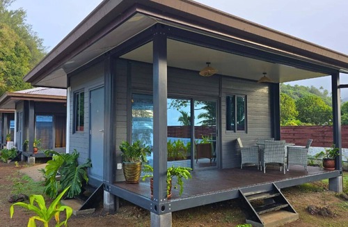 Moorea-Maiao Ski Chalet | MOOREA - Naku Kahi Bungalow 4 BeachView