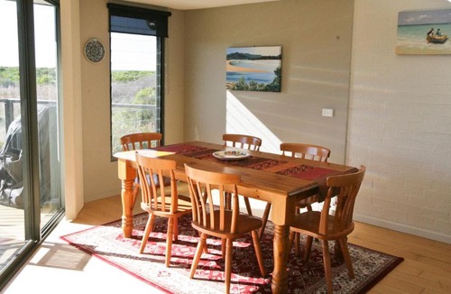 Bermagui House | Moorhead Cove Beach Unit With pool Bermagui