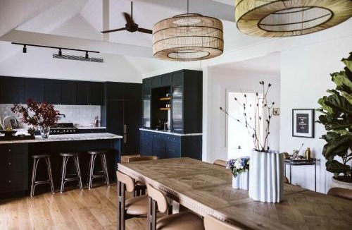 Berry House | Moraea Farm, Berry - by Linnaeus Collection