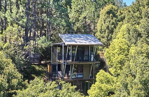 Smiths Creek Ski Chalet | Morning Mist Chalet – Romantic Rainforest Getaway