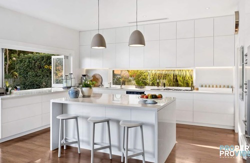 Mosman House | Mosman Galendene Luxury Family Home - views to city and pool