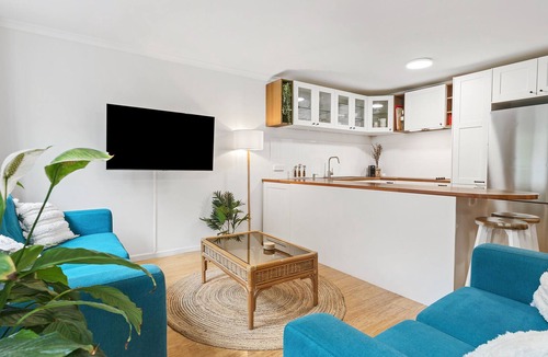 Mount Coolum House | Mount Coolum views cosy escape, sleeps 4