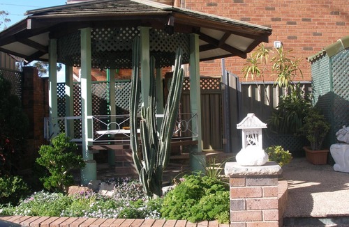 Mount Kuring-gai Hotel | Mount Kuring-Gai Motel