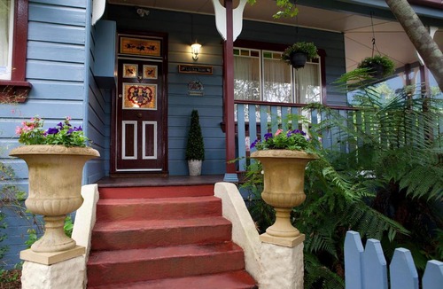 Leura House | Mountain Whispers Leura Rose