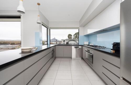 Collector House | Murray Home Collector