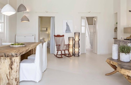 Mykonos Town Villa | My Rental Homes - Campani Villa in Mykonos town with view on the old harbor