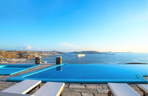 Agios Stefanos House | My Rental Homes - Casa le Rose shared pool sea view