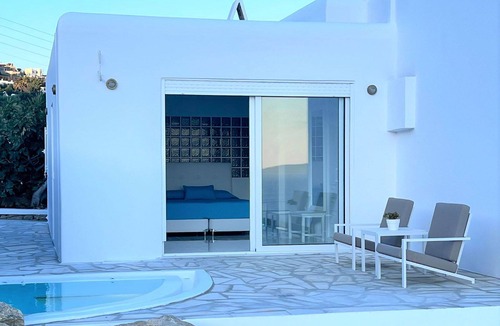 Agios Stefanos House | My Rental Homes - The Rose Suite with Jacuzzi air conditioning private hot tub