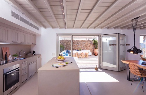 Plintri Villa | My Rental Homes - Villa Blue Moon, with pool with Jacuzzi and panoramic view