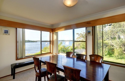 Hawks Nest House | Myall Manor