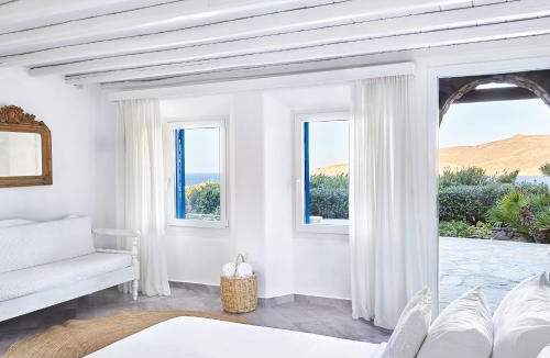 Mykonos Hotel | Mykonos Lolita, a Resort to Live