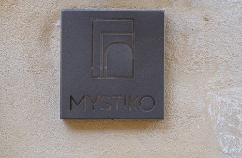 Chania Old City House | Mystiko Maisonette with Hot Tub - Chania Old Town