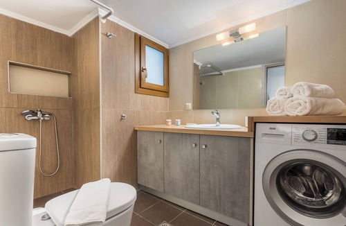 Mytilene Apartment | Mytilene Central Home 4
