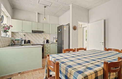 Gefira Mpania House | Nafpaktos The Home Country House with Sea View, Private Terrace & Air Conditioning
