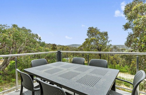 Fairhaven House | Namaste - Views, Great Location, Free WiFi