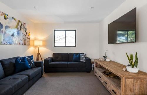 Narrawallee House | Narrawallee Oasis