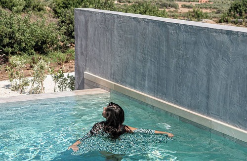 Patsianos House | Nature's Den four Luxury Suites package