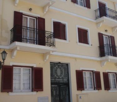 Tinos Town Apartment | Nautilos