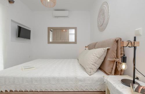 Mikri Vigla Villa | Naxian Wave Seaside Villa