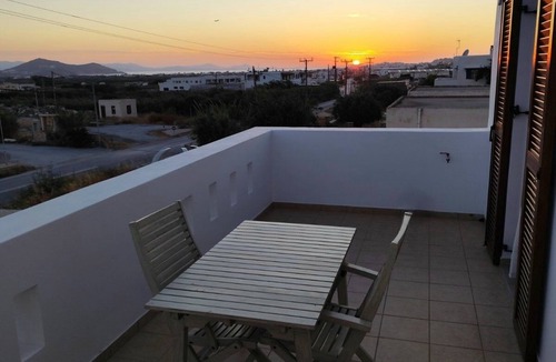 Melanes House | Naxos Chora Next