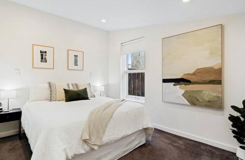 Hobart Central Business District House | Neilsen Cottage - Serene River Views near Hobart CBD