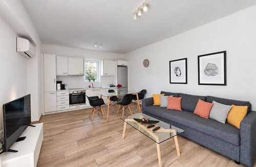 Amarousion Apartment | Nemeseos by Verde Apartments