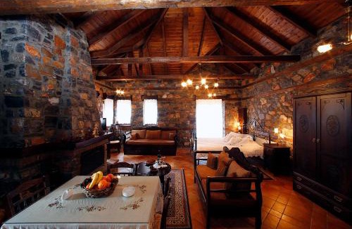 Aghios Athanasios Ski Chalet | Nemesis Suites