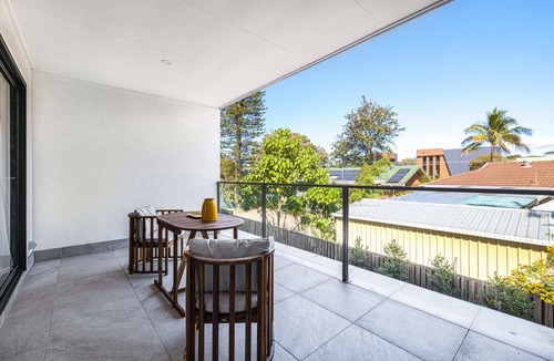 Southport House | Netflix, Brand new 4BR,Fast NBN,AC, Free Parking