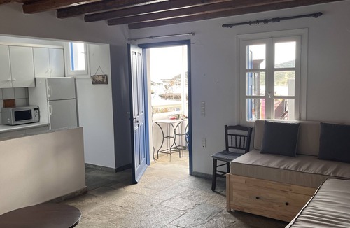 Livadi Apartment | New Cozy Serifos Apartment! 100m from the beach! A memorable vacation-stay!