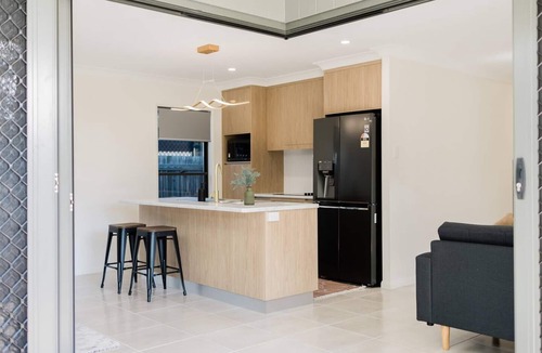 West Mackay House | New Home close to Airport,hospital, Coles & Resto