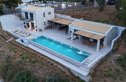 Katsarou House | New Luxury Villa close to Skiathos town with 16m Infinity Pool & Panoramic Views