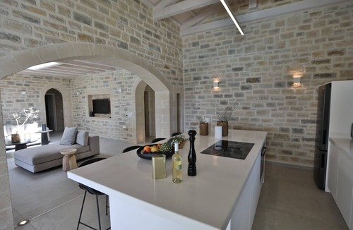 Atsipópoulon Villa | new natural stone villa with large pool and great sea views