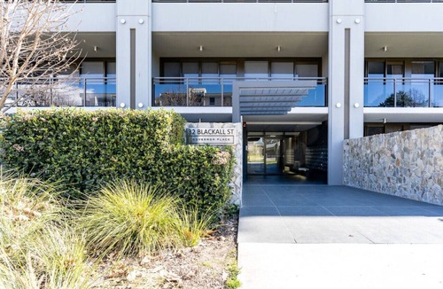 Barton Apartment | New to VRBO: Parliamentary Triangle Apartment