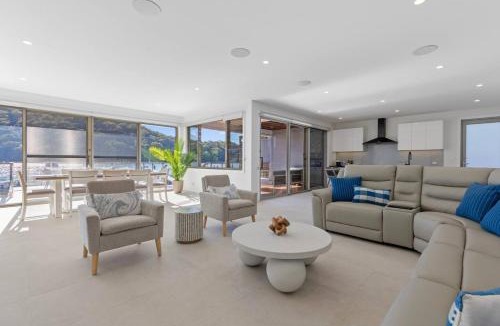 Woy Woy Bay House | New Waterfront Escape with Private Jetty