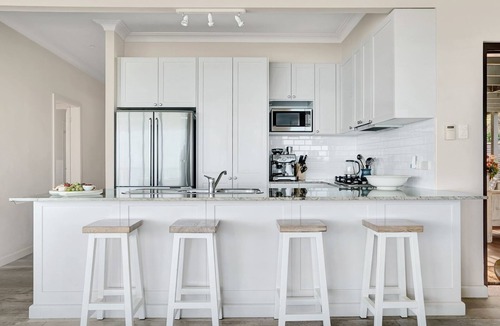 Newport House | Newport Surf Break by Beach Stays - stunning ocean views
