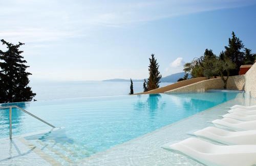 Dafnata Hotel | Nido, Mar-Bella Collection an SLH hotel 16 years plus