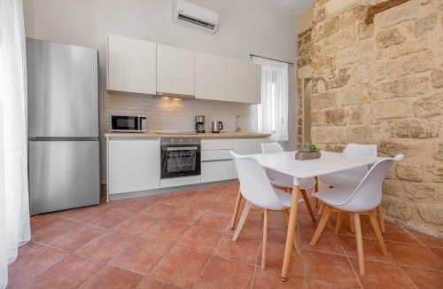 Rhodes Old Town Apartment | Nikolas Old Town