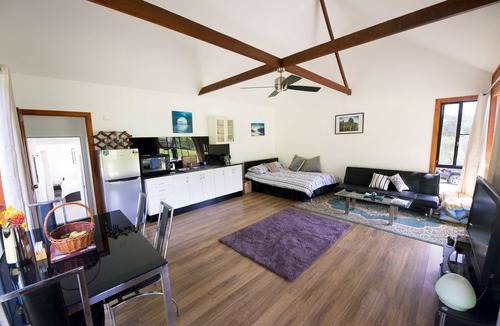 Nimbin Cabin | Nimbin Waterfall Retreat