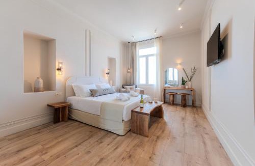 Thasos Town Apartment | NINETEEN O FIVE