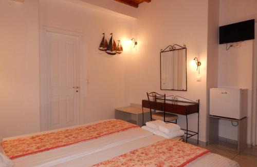 Agios Ioannis Bed & Breakfast | Nisiotiko house in Tinos near the beach