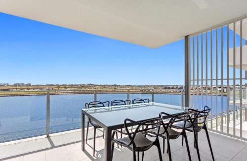Birtinya Hotel | North Shore Oceanside Kawana